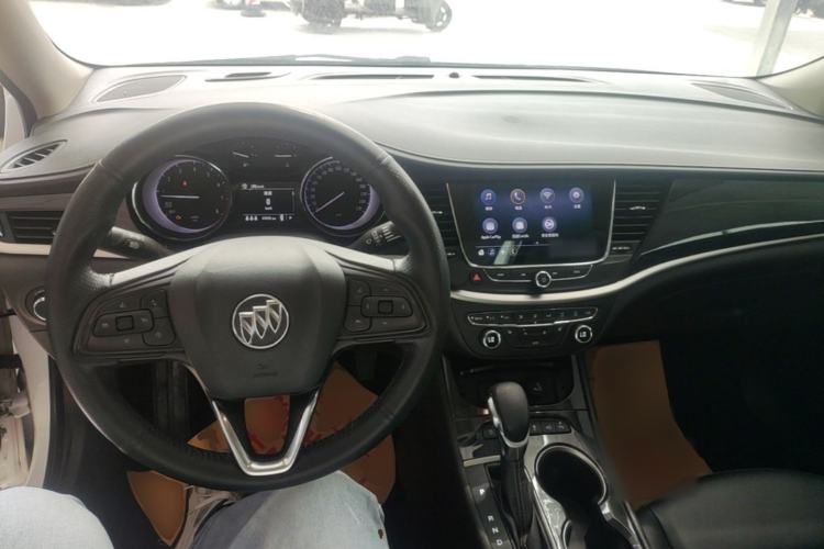 Used Buick Verano 2020 20T CVT Luxury Version Center Console