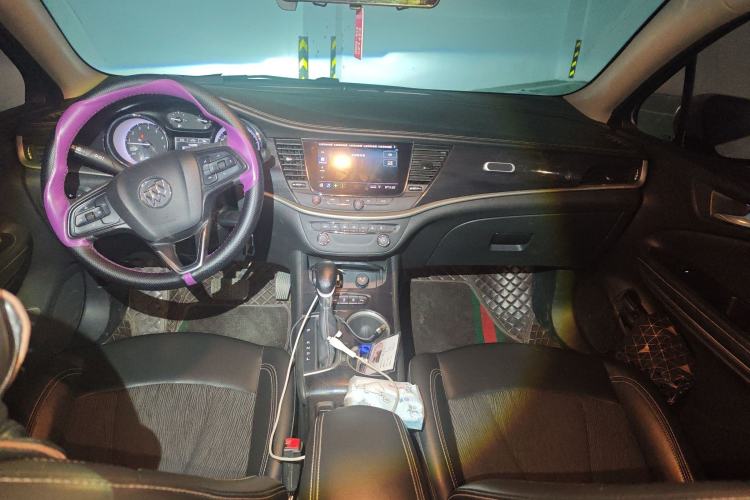 Used Buick Verano 2020 20T CVT Leading Edition Center Console