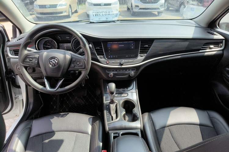 Used Buick Verano 2020 20T CVT Leading Edition Center Console