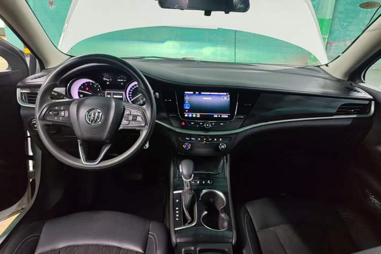 Used Buick Verano 2020 20T CVT Leading Edition Center Console