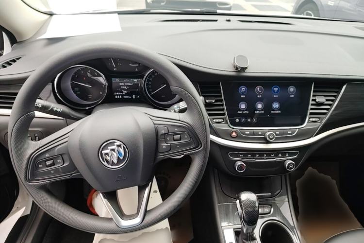 Used Buick Verano 2020 20T CVT Leading Edition Center Console