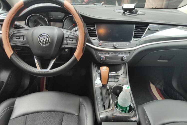 Used Buick Verano 2020 20T CVT Leading Edition Center Console
