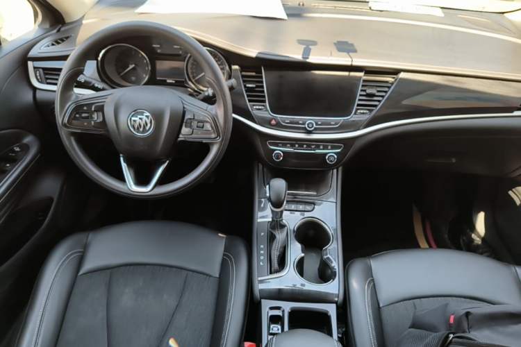 Used Buick Verano 2020 20T CVT Leading Edition Center Console