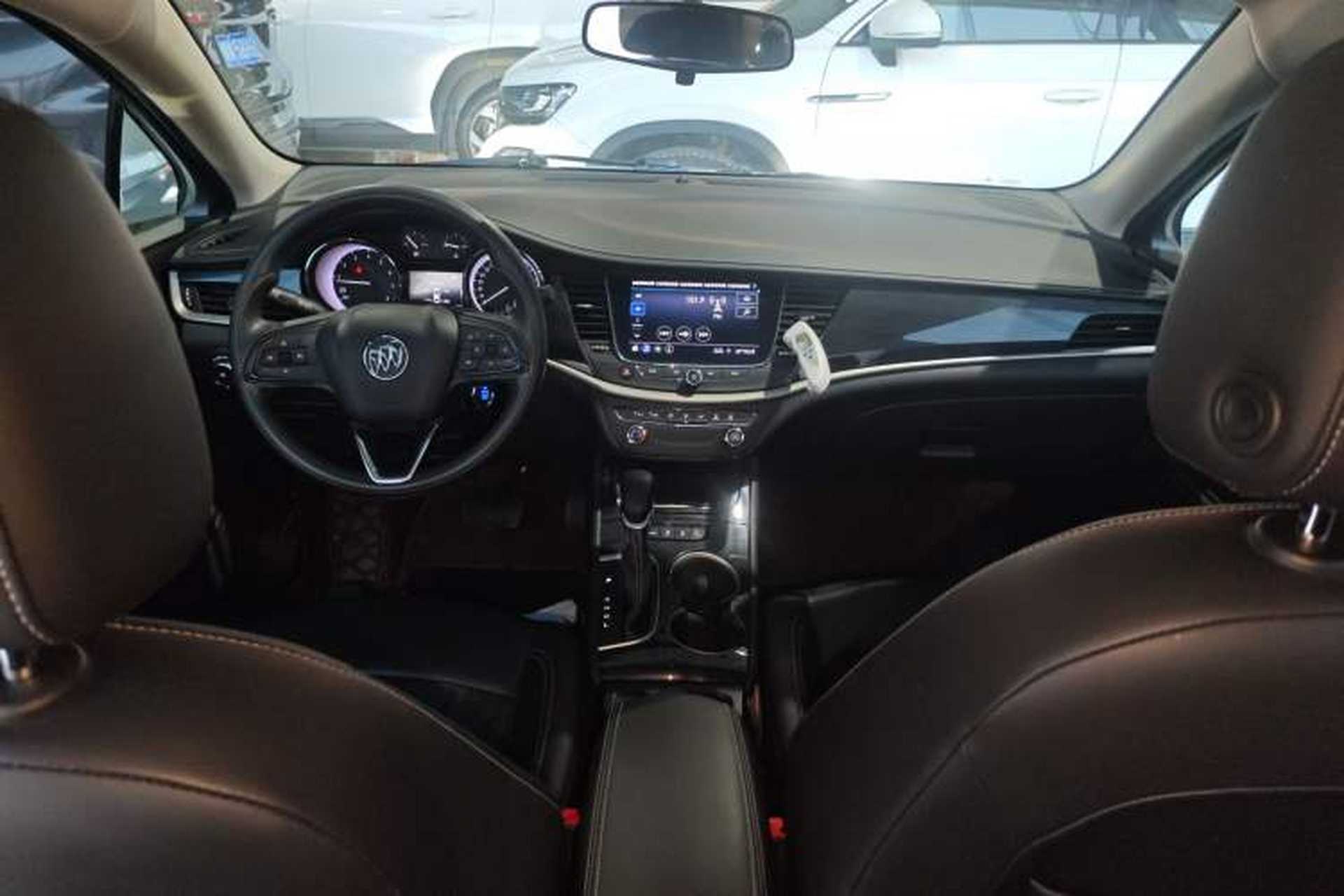 Used Buick Verano 2020 20T CVT Leading Edition Center Console