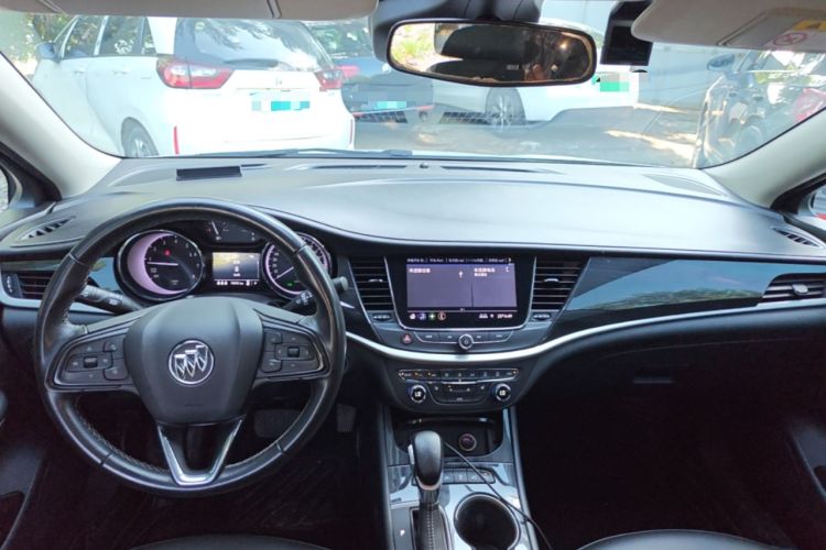 Used Buick Verano 2020 20T CVT Luxury Version Center Console