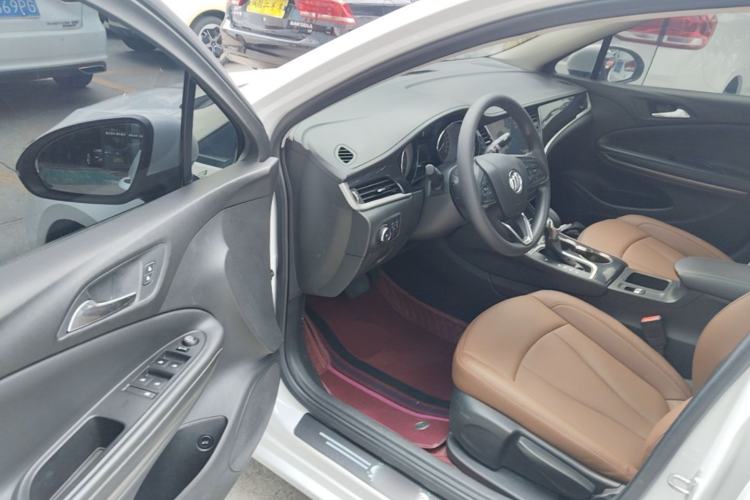 Used Buick Verano 2020 20T CVT Leading Edition Driver Seat