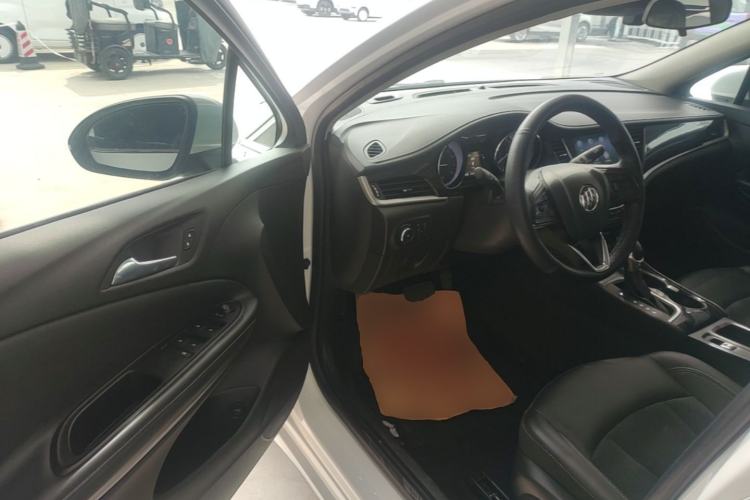 Used Buick Verano 2020 20T CVT Luxury Version Driver Seat
