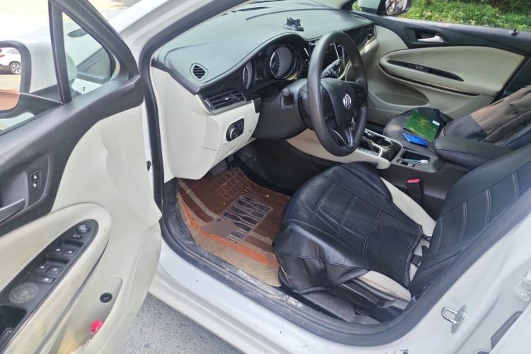 Used Buick Verano 2020 15T Automatic Trend Edition Driver Seat