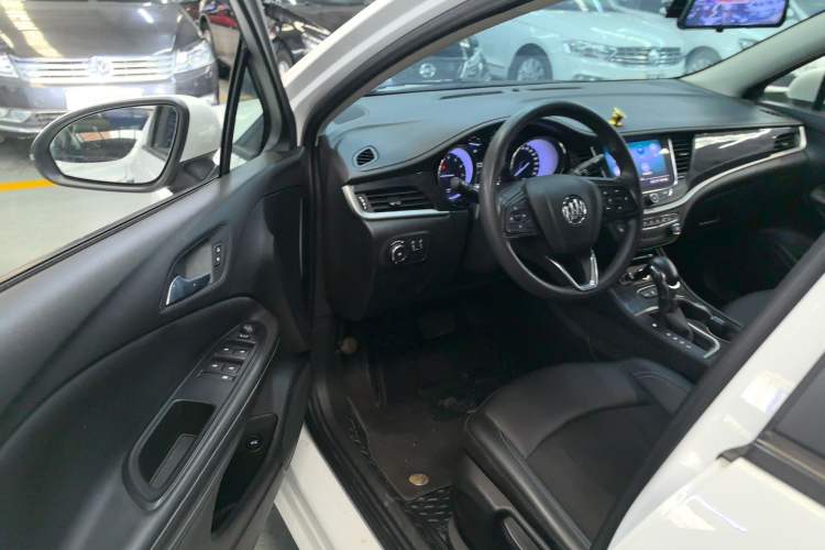 Used Buick Verano 2020 20T CVT Leading Edition Driver Seat