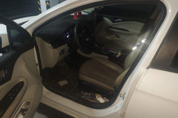 Used Buick Verano 2020 15T Automatic Trend Edition Driver Seat