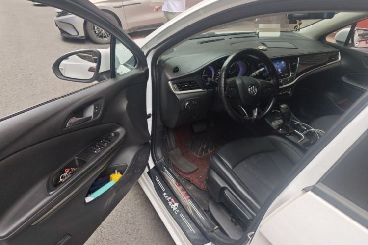 Used Buick Verano 2020 20T CVT Leading Edition Driver Seat