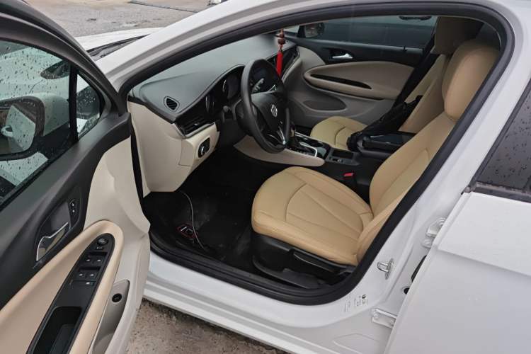 Used Buick Verano 2020 15T Automatic Trend Edition Driver Seat