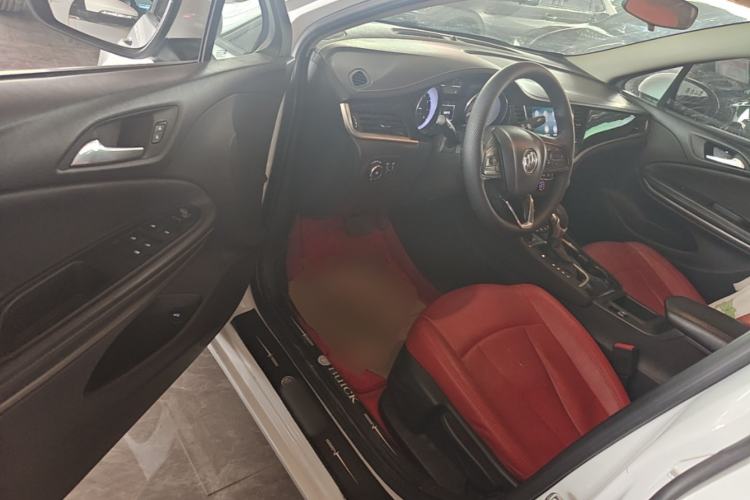Used Buick Verano 2020 20T CVT Leading Edition Driver Seat