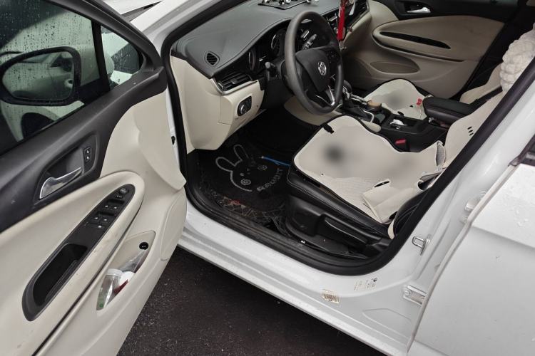 Used Buick Verano 2020 15T Automatic Trend Edition Driver Seat