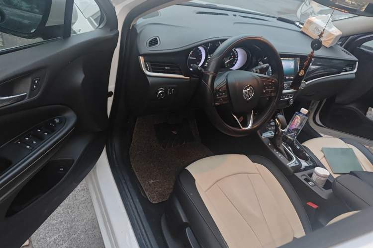 Used Buick Verano 2020 20T CVT Leading Edition Driver Seat