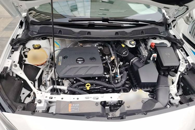Used Buick Verano 2020 20T CVT Leading Edition Engine Bay