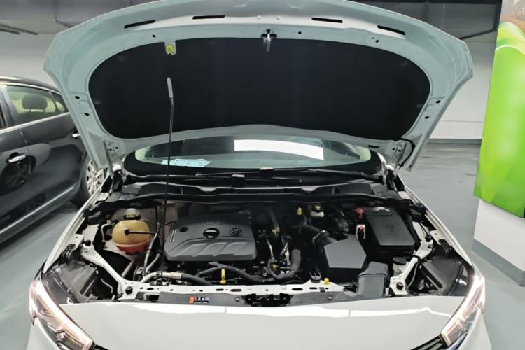 Used Buick Verano 2020 20T CVT Leading Edition Engine Bay