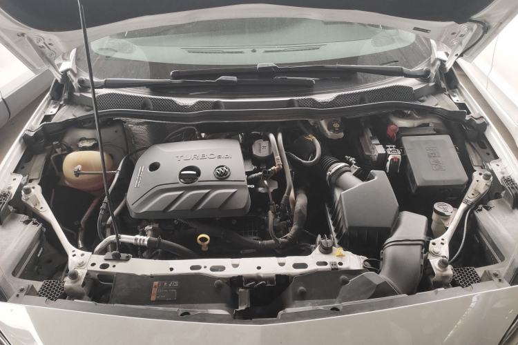Used Buick Verano 2020 20T CVT Leading Edition Engine Bay