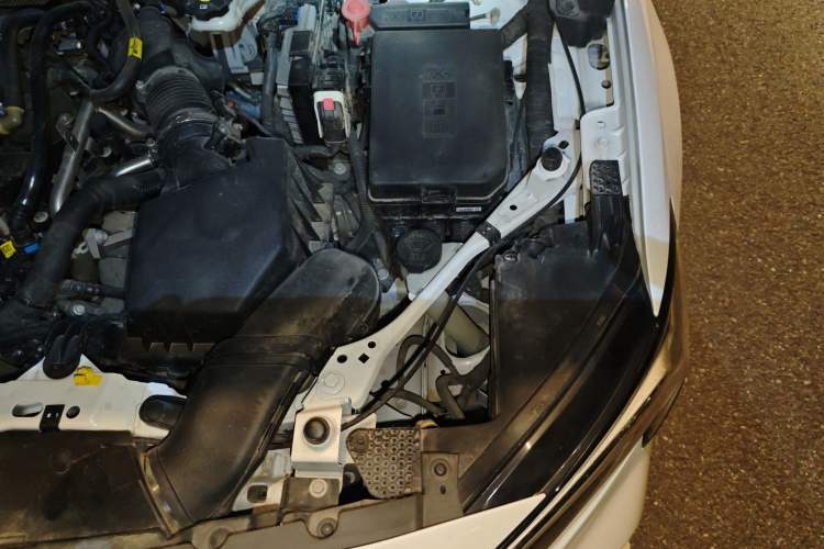 Used Buick Verano 2020 20T CVT Leading Edition Engine Bay Left