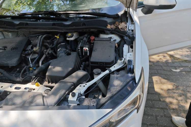 Used Buick Verano 2020 20T CVT Leading Edition Engine Bay Left