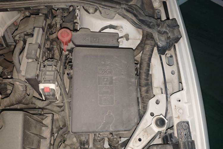 Used Buick Verano 2020 20T CVT Leading Edition Engine Bay Left