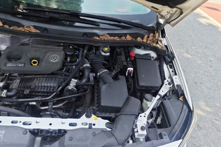 Used Buick Verano 2020 15T Automatic Trend Edition Engine Bay Left