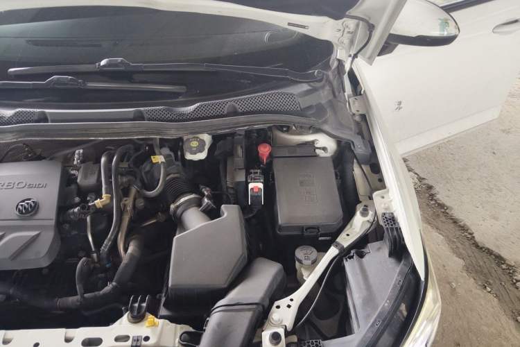 Used Buick Verano 2020 20T CVT Leading Edition Engine Bay Left