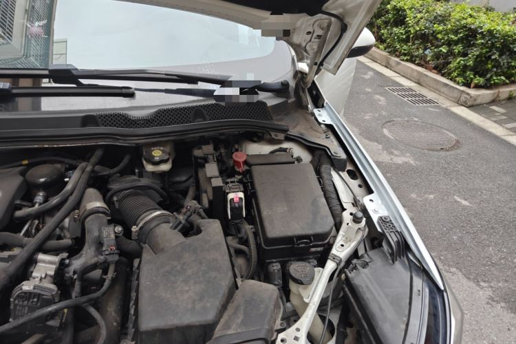 Used Buick Verano 2020 15T Automatic Trend Edition Engine Bay Left
