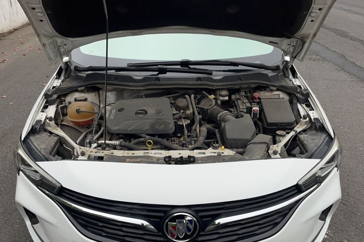 Used Buick Verano 2020 20T CVT Leading Edition Engine Bay