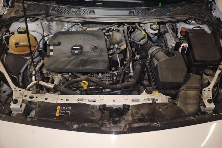 Used Buick Verano 2020 20T CVT Leading Edition Engine Bay