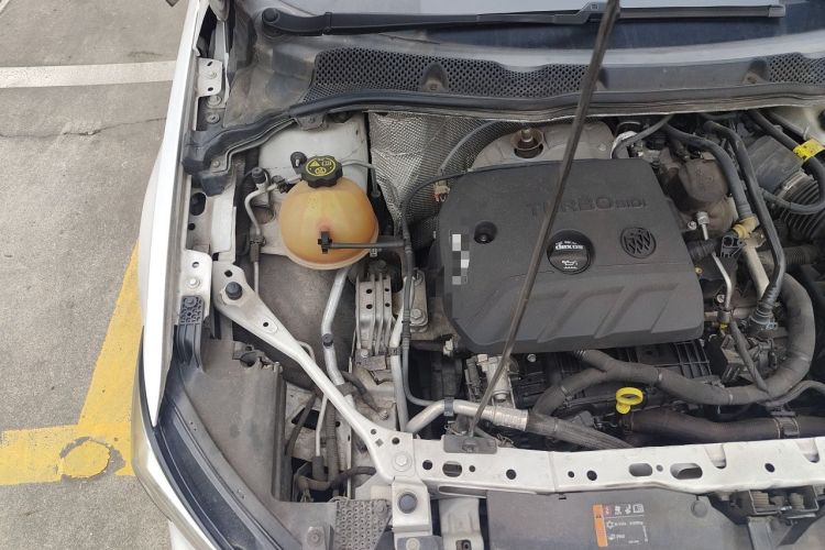 Used Buick Verano 2020 20T CVT Leading Edition Engine Bay Right