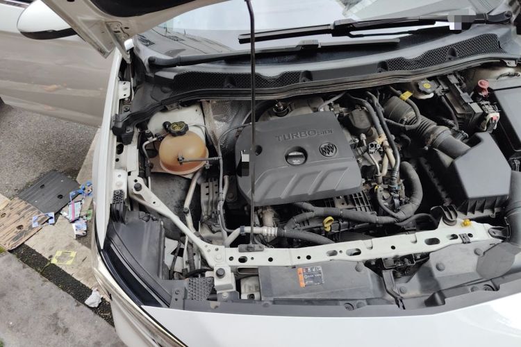 Used Buick Verano 2020 20T CVT Leading Edition Engine Bay Right