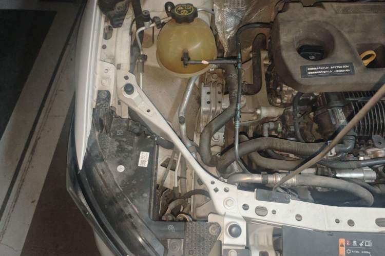 Used Buick Verano 2020 15T Automatic Trend Edition Engine Bay Right