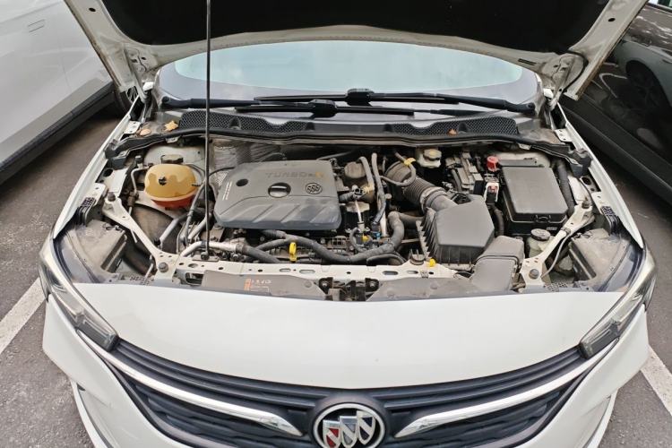 Used Buick Verano 2020 20T CVT Leading Edition Engine Bay