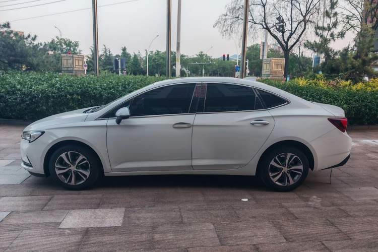 Used Buick Verano 2020 20T CVT Leading Edition Exterior 5