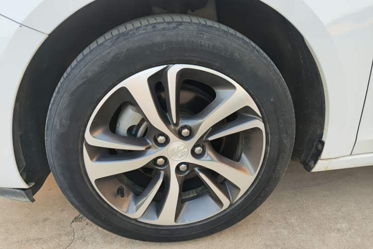 Used Buick Verano 2020 20T CVT Leading Edition Exterior 7