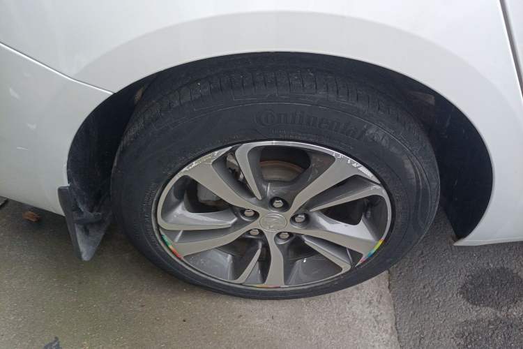 Used Buick Verano 2020 20T CVT Leading Edition Exterior 8