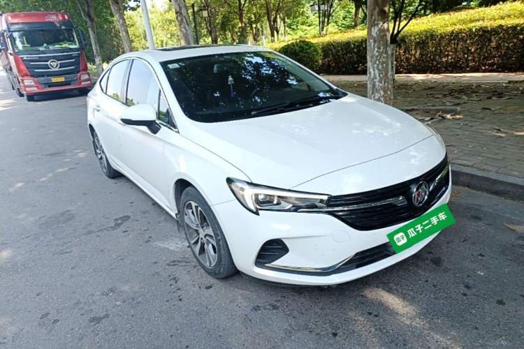 Used Buick Verano 2020 20T CVT Leading Edition Front Right 45 Deg