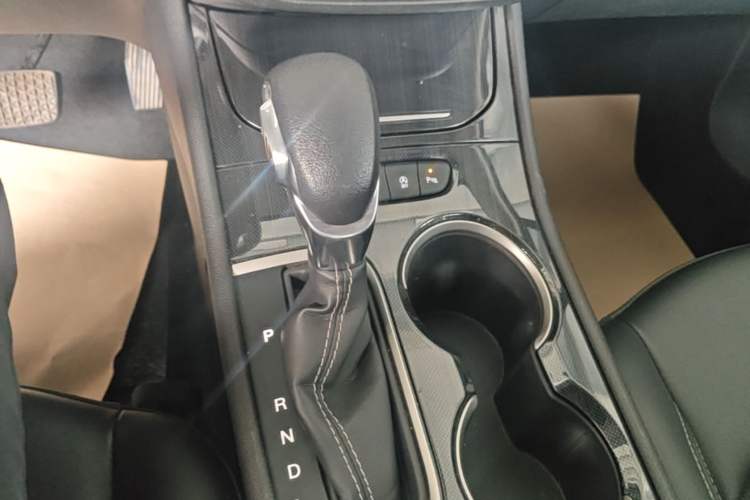 Used Buick Verano 2020 20T CVT Leading Edition Gear Lever