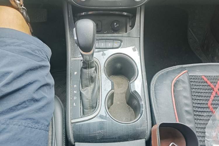 Used Buick Verano 2020 20T CVT Leading Edition Gear Lever