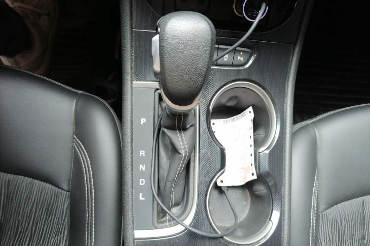 Used Buick Verano 2020 20T CVT Leading Edition Gear Lever