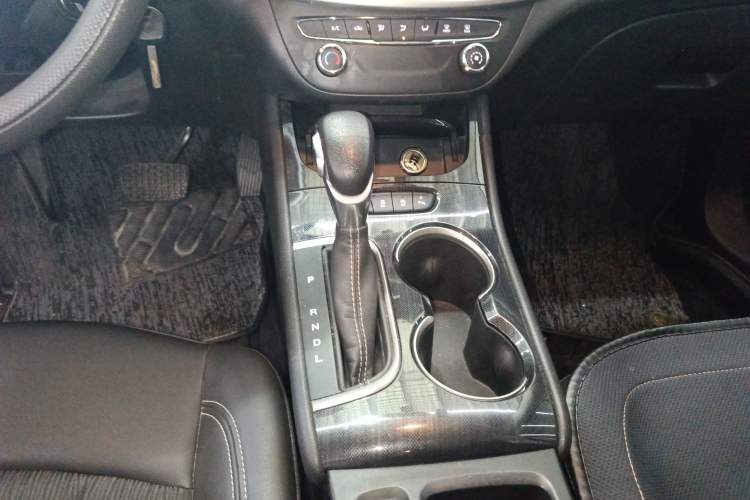 Used Buick Verano 2020 20T CVT Leading Edition Gear Lever