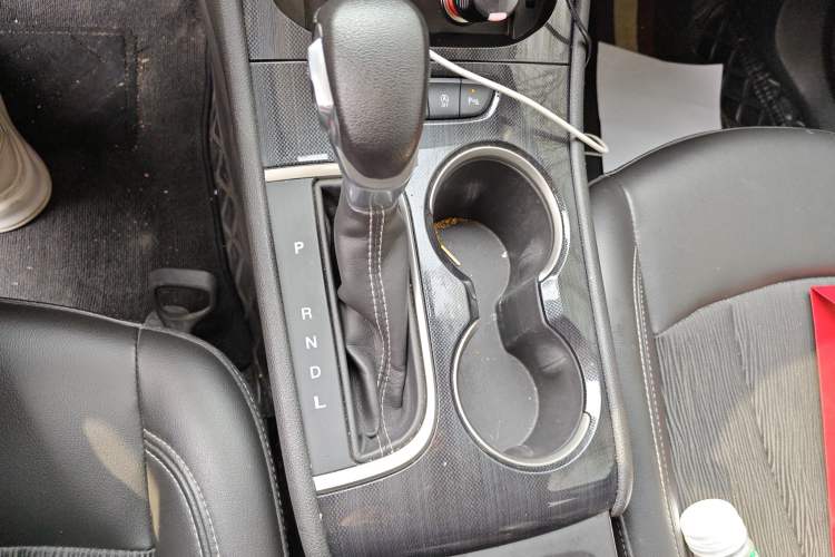 Used Buick Verano 2020 20T CVT Leading Edition Gear Lever