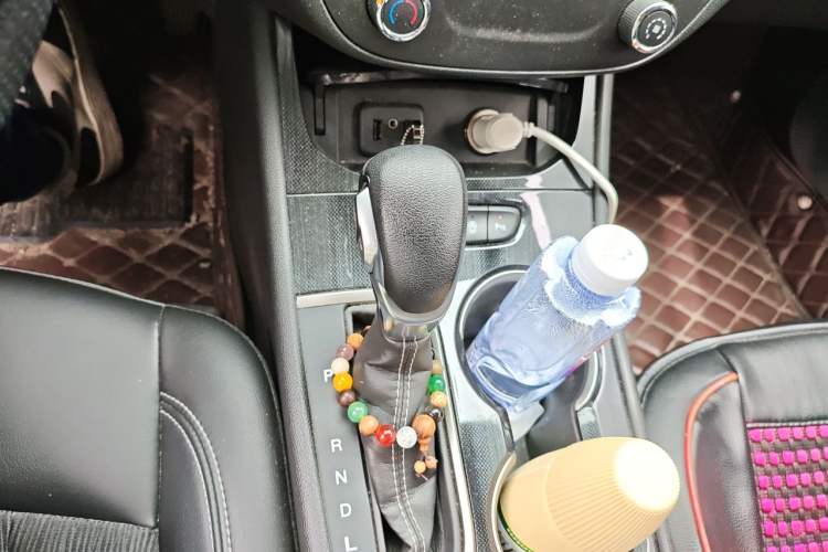 Used Buick Verano 2020 20T CVT Leading Edition Gear Lever