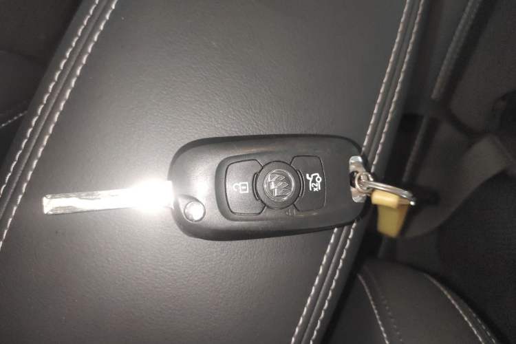 Used Buick Verano 2020 20T CVT Leading Edition Interior 1