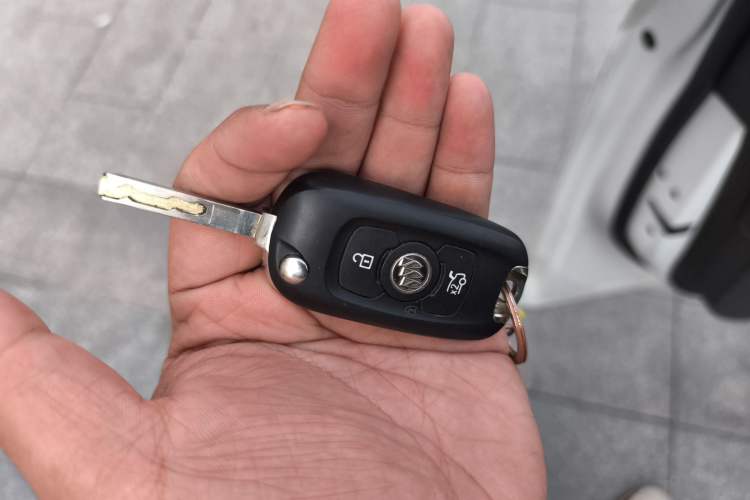 Used Buick Verano 2020 20T CVT Leading Edition Interior 1