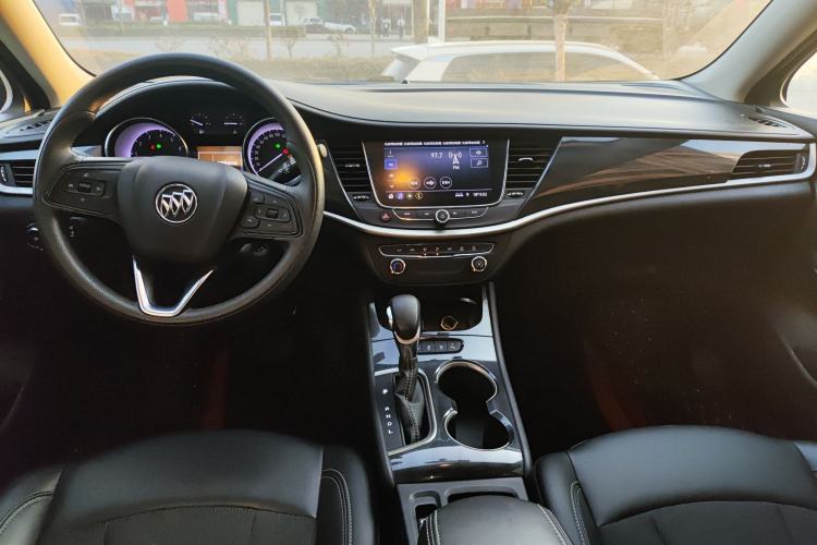 Used Buick Verano 2020 20T CVT Leading Edition Interior 2