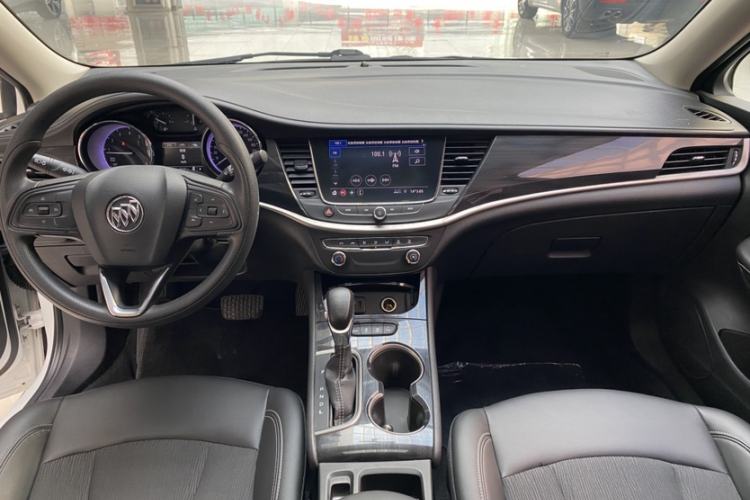 Used Buick Verano 2020 20T CVT Leading Edition Interior 2