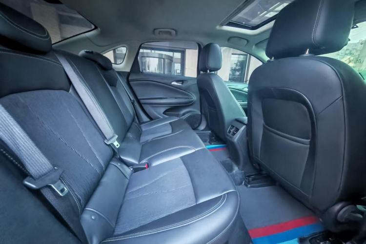 Used Buick Verano 2020 20T CVT Leading Edition Interior 2