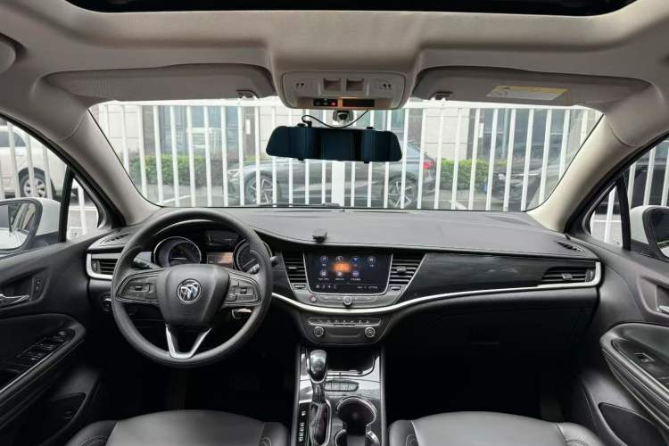 Used Buick Verano 2020 20T CVT Leading Edition Interior 3